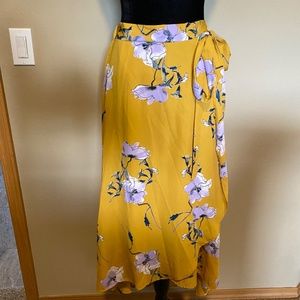NWOT Petite Floral Wrap Skirt